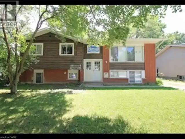 5 Bedroom Apartment Waterloo ON LS101878715