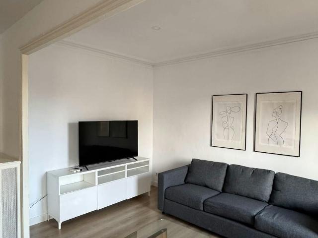 5 Bedroom Apartment with Terrace in Eixample, Barcelona Amsterdam Apartments for Rent