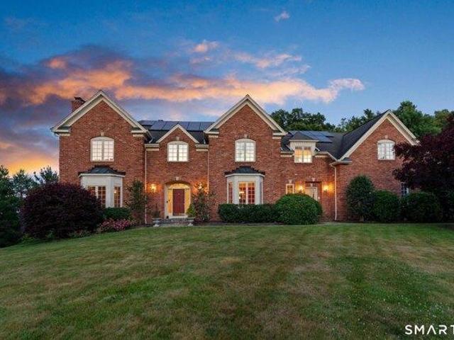5 bedroom, Avon CT 06001 104604149