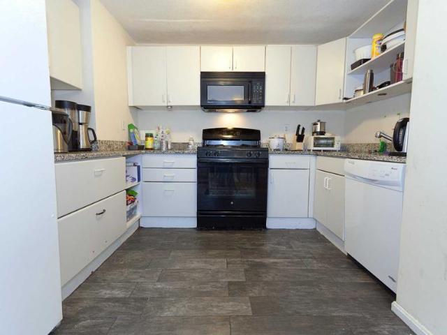 5 bedroom, Boston MA 02119 LS98394721