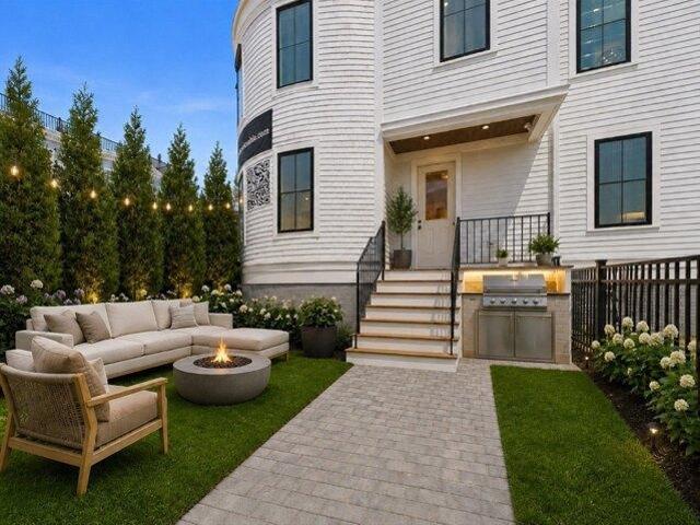 5 bedroom, Boston MA 02127 105367029