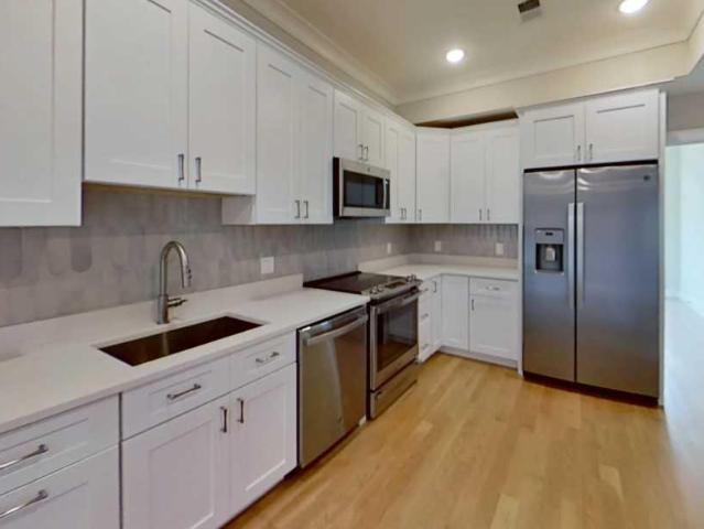 5 bedroom, Boston MA 02135 98397476