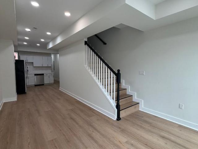 5 bedroom, Baltimore MD 21213 105391185