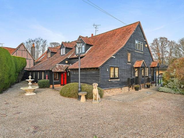 5 bedroom barn to rent