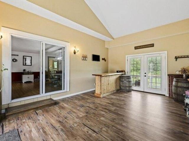 5 bedroom, Belchertown MA 01007 105239738