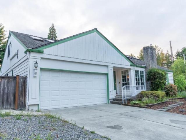 5 bedroom, Bellevue WA 98008 105376609