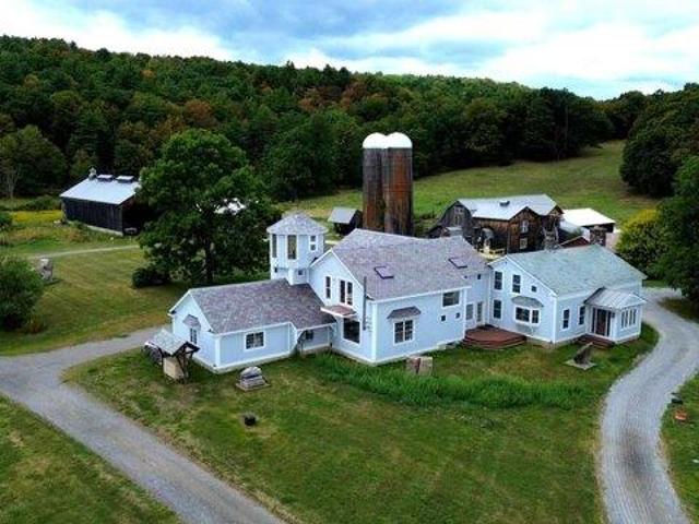 5 bedroom, Benson VT 05743 105533072