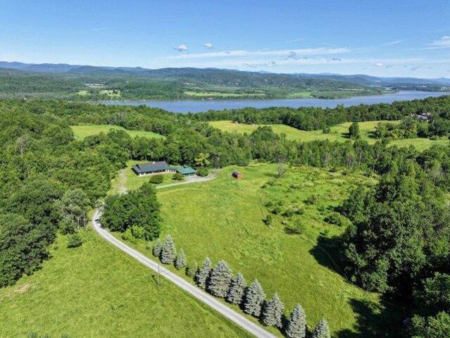 5 bedroom, Benson VT 05743 105726146