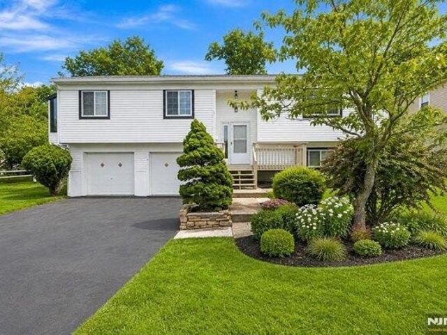 5 bedroom, Bergenfield NJ 07621 105536096