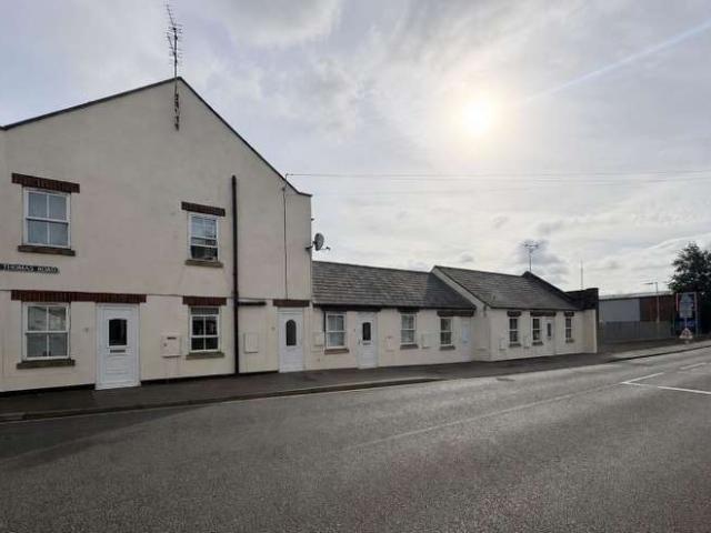 5 Bedroom Block Of Apartments Flat