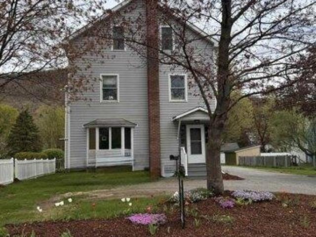 5 bedroom, Bristol VT 05443 105533826