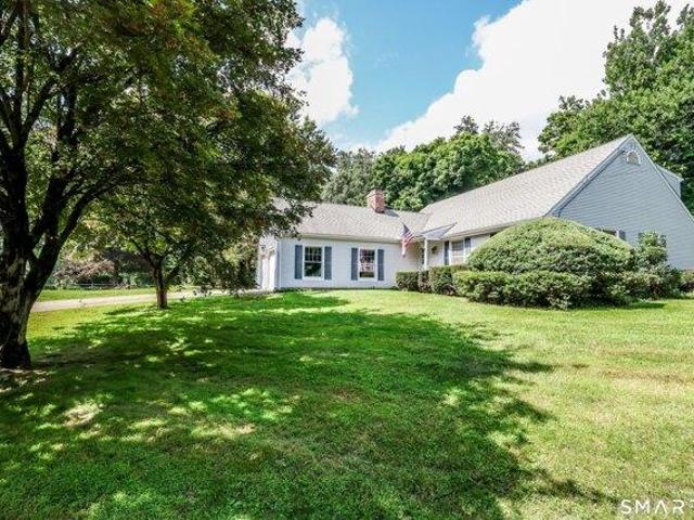 5 bedroom, Brookfield CT 06804 105425177