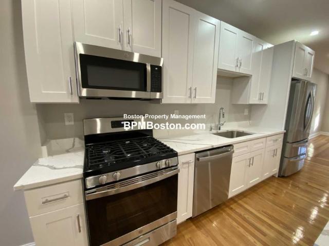 5 bedroom, Brookline MA 02445 98396371