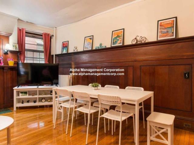 5 bedroom, Brookline MA 02446 98395774