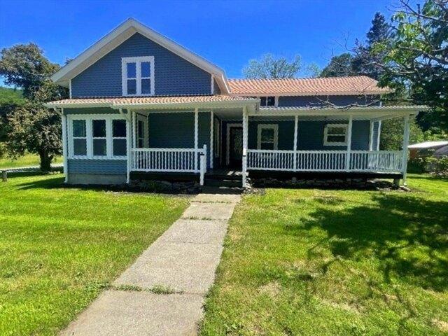 5 bedroom, Buckland MA 01370 104263482