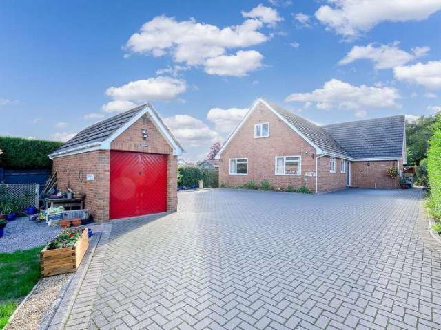 5 Bedroom Bungalow