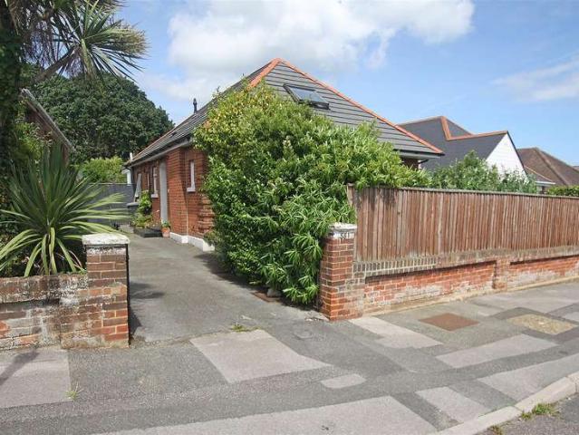 5 Bedroom Bungalow