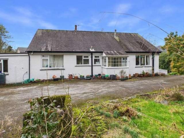 5 Bedroom Bungalow