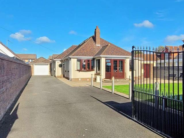 5 Bedroom Bungalow