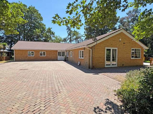 5 Bedroom Bungalow
