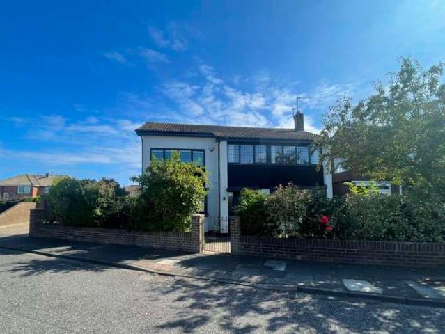 5 Bedroom Bungalow