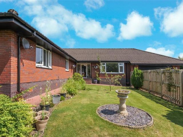 5 bedroom bungalow for sale