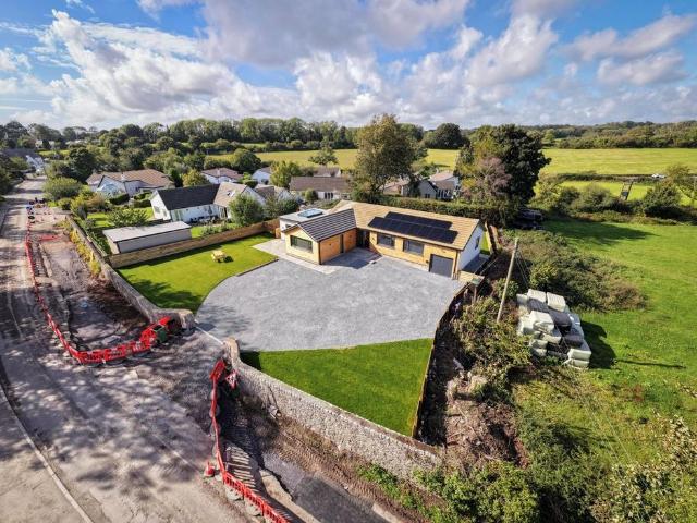 5 bedroom bungalow for sale
