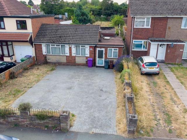 5 bedroom bungalow for sale