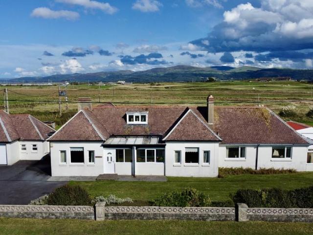 5 bedroom bungalow for sale