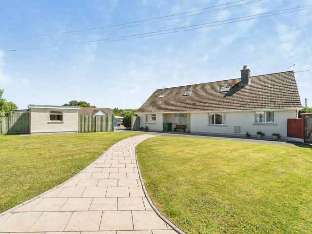 5 bedroom bungalow for sale