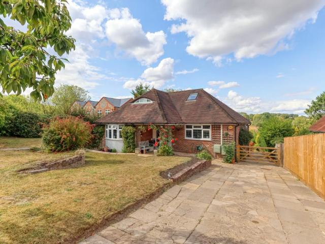 5 bedroom bungalow for sale