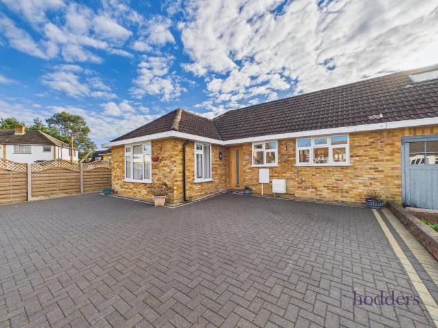 5 bedroom bungalow for sale