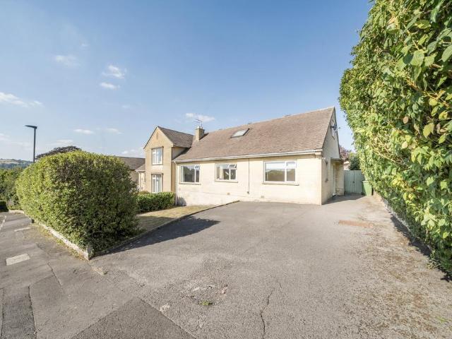 5 bedroom bungalow for sale
