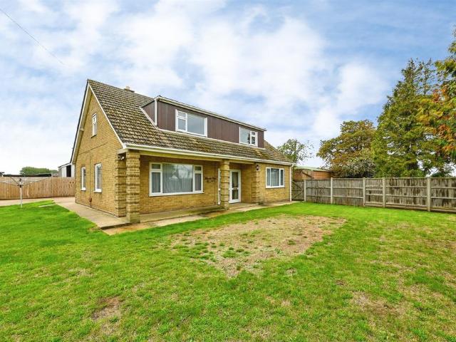 5 bedroom bungalow for sale