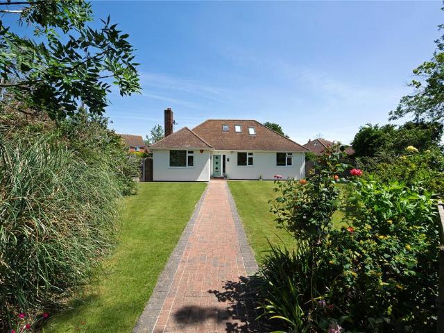 5 bedroom bungalow for sale