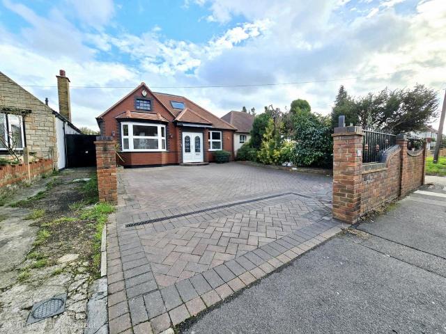 5 bedroom bungalow for sale