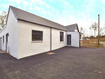 5 bedroom bungalow for sale