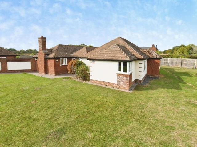 5 bedroom bungalow for sale