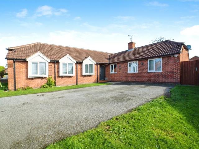 5 bedroom bungalow for sale