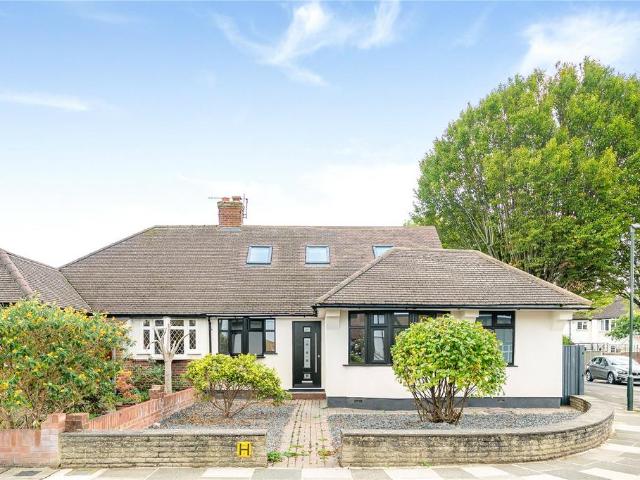 5 bedroom bungalow for sale