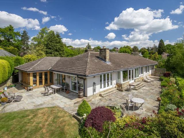 5 bedroom bungalow for sale