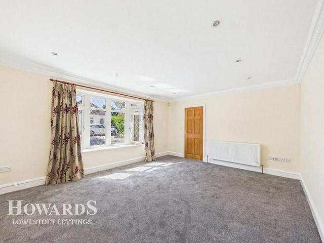 5 bedroom bungalow to rent