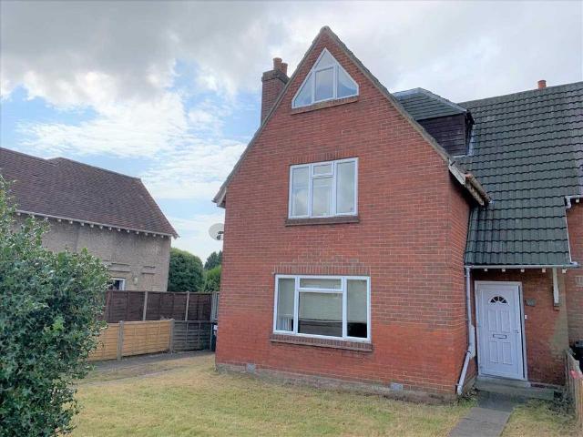 5 bedroom semi detached house to rent