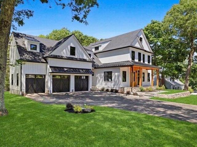 5 bedroom, Burlington MA 01803 105494979