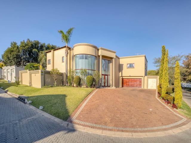 5 Bedroom Gated Estate To Let in Woodmead