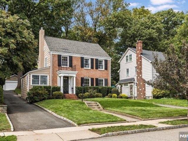 5 bedroom, Glen Ridge NJ 07028 105713252