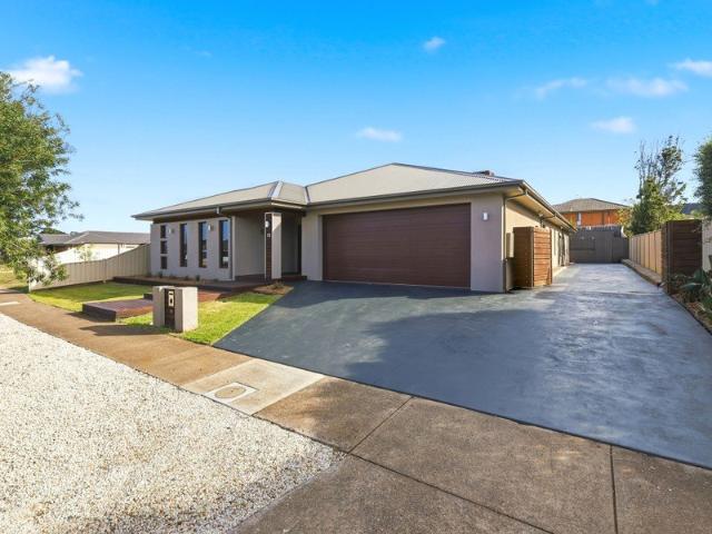 5 Bedroom Grantleigh Gem!