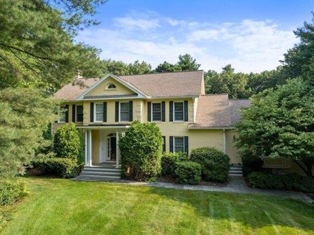 5 bedroom, Dover MA 02030 105496535