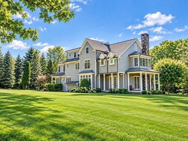5 bedroom, Dover MA 02030 105536160