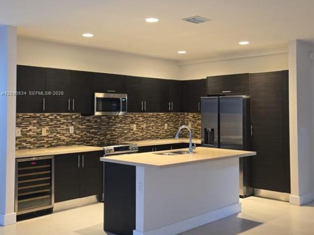 5 bedroom, Doral FL 33178 105715067